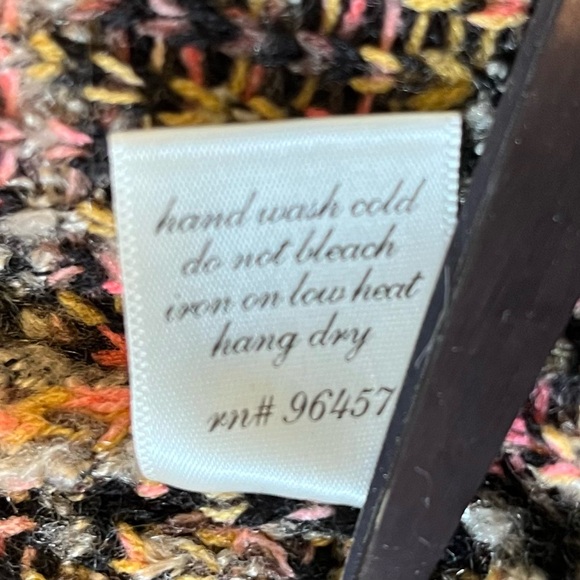 Alya from Francesca’s Western Motif Open Front Cardigan - Picture 9 of 10